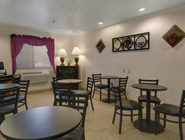 Hotel Super 8 By Wyndham Bolingbrook